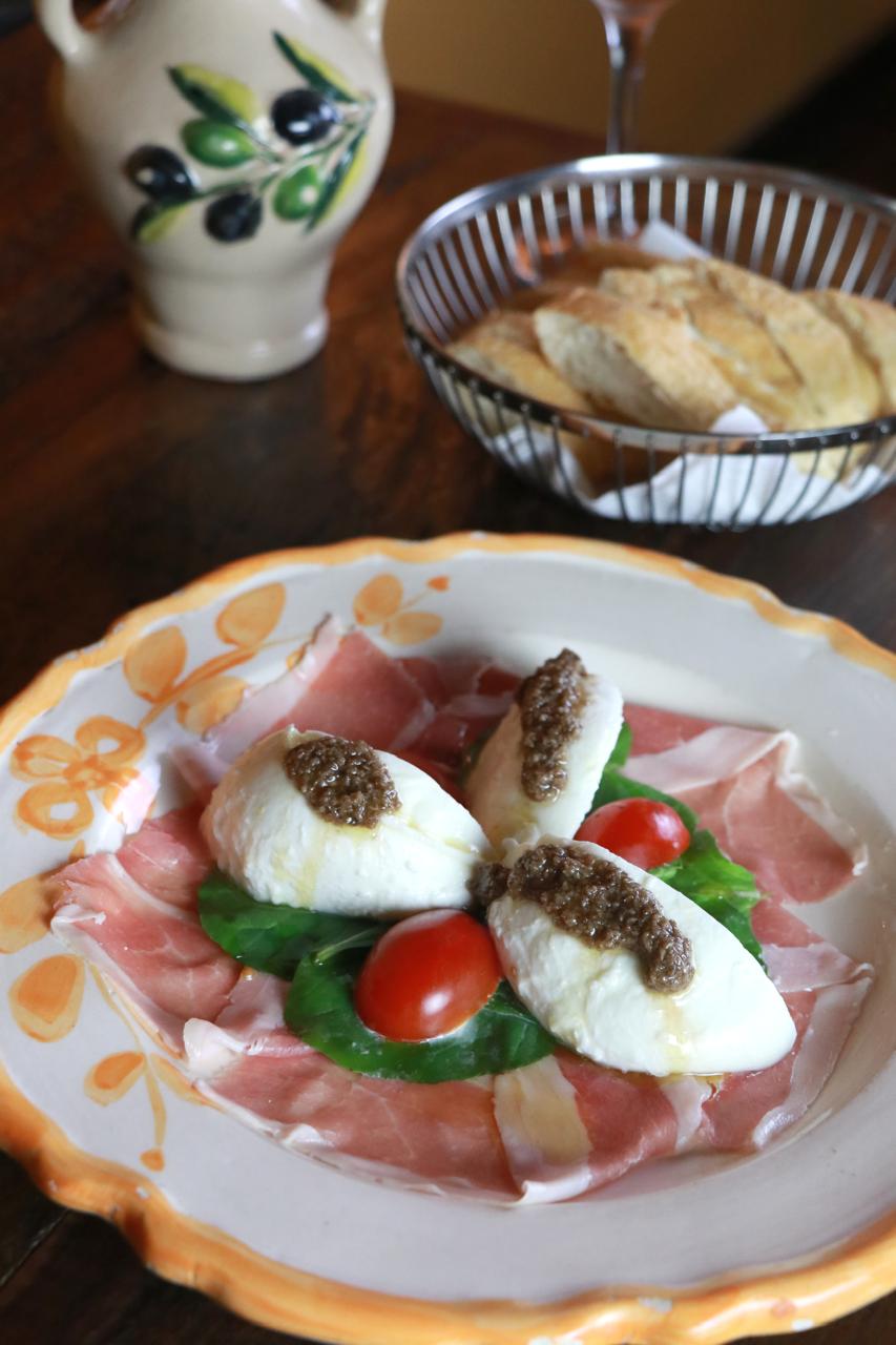 Antipasti Misti – Entrada italiana no Sabella Antica Rosticceria, São Paulo
